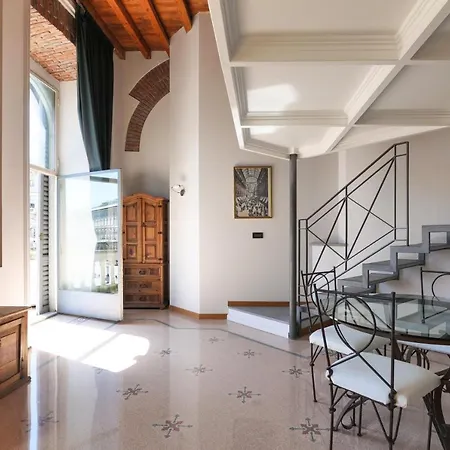 Duomo Cathedral View - Luxury Apartment Milan