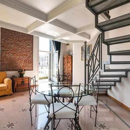 Appartamento Duomo Cathedral View - Luxury Milano